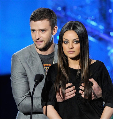 Mila Kunis pic #405037