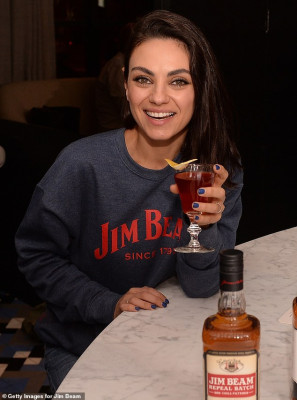 Mila Kunis pic #1090806
