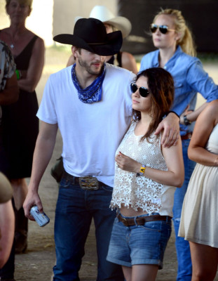 Mila Kunis pic #695910
