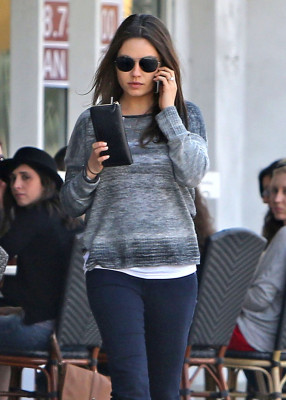 Mila Kunis pic #683902
