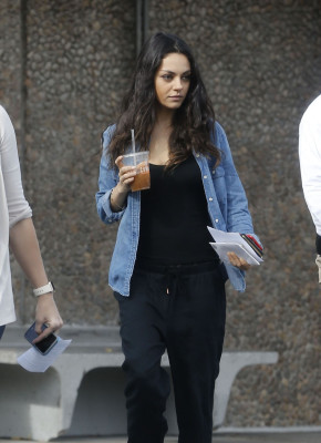 photo 24 in Mila Kunis gallery [id819056] 2015-12-12 00:00:00