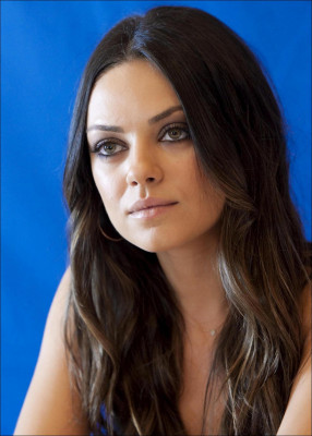 Mila Kunis pic #560930