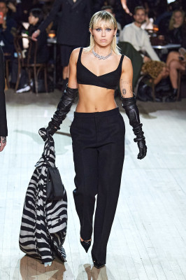 photo 8 in Miley Cyrus gallery [id1204324] 2020-02-23 00:00:00