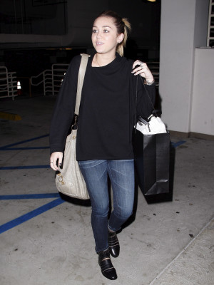 Miley Cyrus pic #422139
