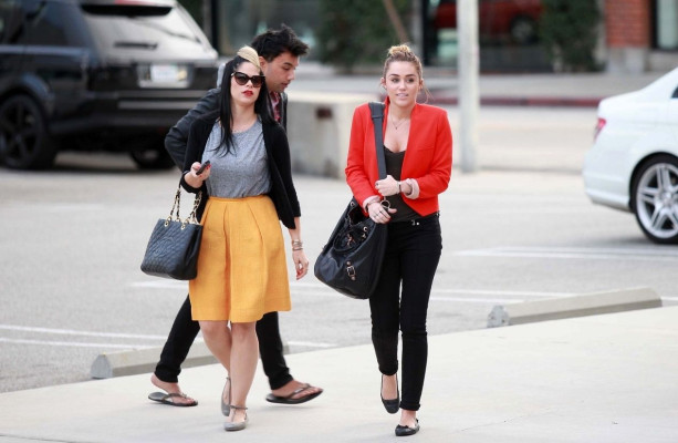 Miley Cyrus pic #420537