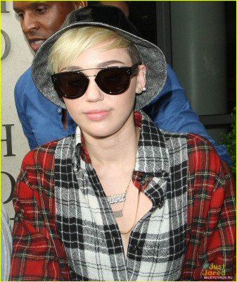 Miley Cyrus pic #623837