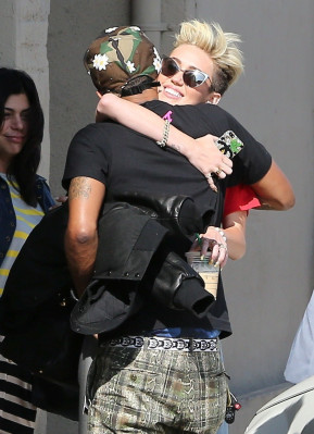 photo 29 in Miley Cyrus gallery [id622070] 2013-07-31 00:00:00