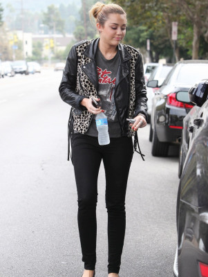 Miley Cyrus pic #408658