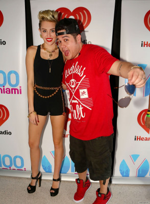 photo 11 in Miley Cyrus gallery [id622631] 2013-08-06 00:00:00