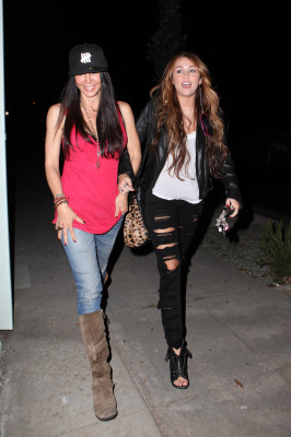Miley Cyrus pic #460529