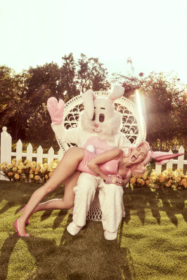 Miley Cyrus pic #1025398