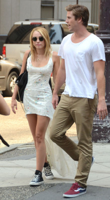 Miley Cyrus pic #513024