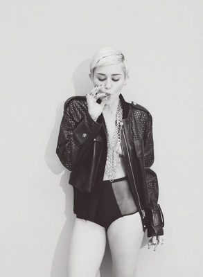 photo 26 in Miley Cyrus gallery [id608695] 2013-06-06 00:00:00
