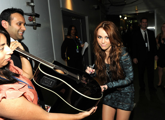 photo 13 in Miley Cyrus gallery [id285505] 2010-09-08 00:00:00