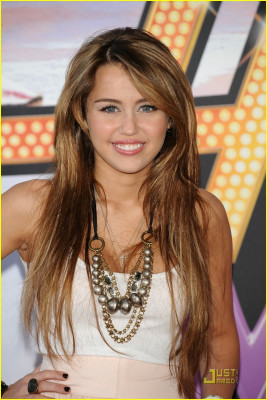 photo 29 in Miley Cyrus gallery [id149236] 2009-04-23 00:00:00