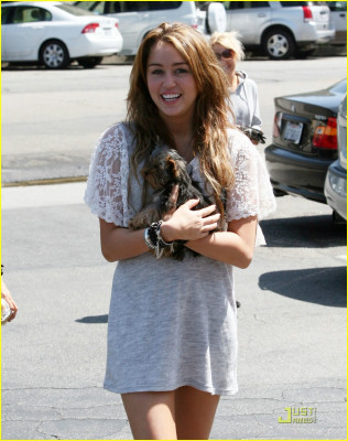 photo 4 in Miley gallery [id145609] 2009-04-06 00:00:00