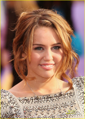 photo 22 in Miley Cyrus gallery [id149741] 2009-04-24 00:00:00