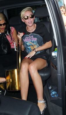 photo 3 in Miley Cyrus gallery [id621523] 2013-07-31 00:00:00