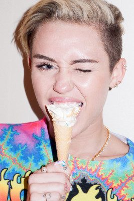 Miley Cyrus pic #638356