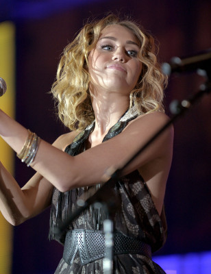 Miley Cyrus pic #465750