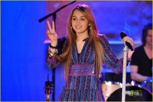 Miley Cyrus pic #146356