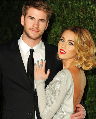 Miley Cyrus pic #1209961