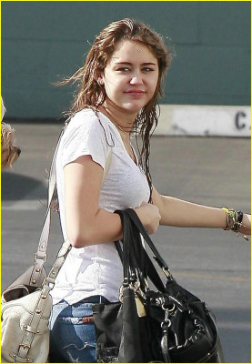 photo 10 in Miley gallery [id152130] 2009-05-05 00:00:00