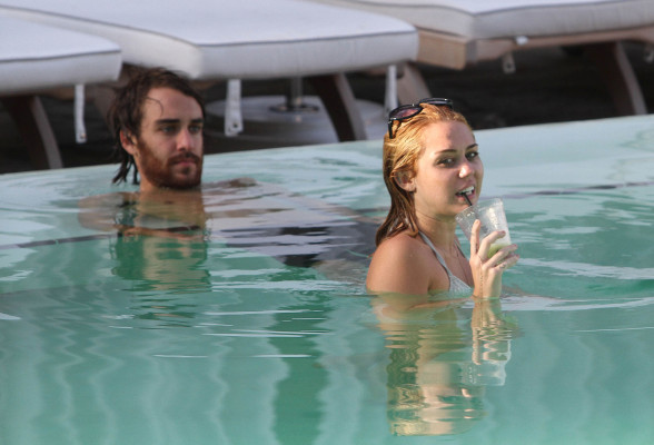 Miley Cyrus pic #499369