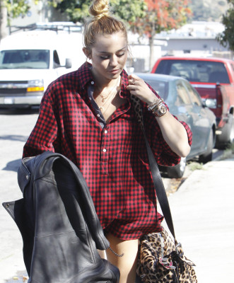 photo 24 in Miley Cyrus gallery [id493286] 2012-05-28 00:00:00