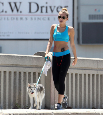 photo 11 in Miley Cyrus gallery [id477306] 2012-04-18 00:00:00