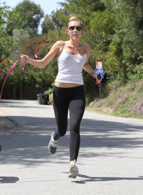 photo 14 in Miley Cyrus gallery [id471934] 2012-04-06 00:00:00