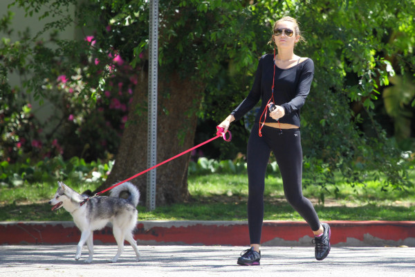 photo 17 in Miley Cyrus gallery [id471042] 2012-04-04 00:00:00