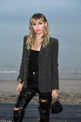 Miley Cyrus pic #1144034