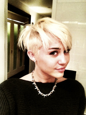 photo 4 in Miley gallery [id522621] 2012-08-15 00:00:00
