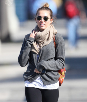 photo 17 in Miley gallery [id463643] 2012-03-26 00:00:00