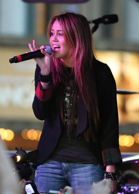 photo 7 in Miley gallery [id166433] 2009-07-02 00:00:00