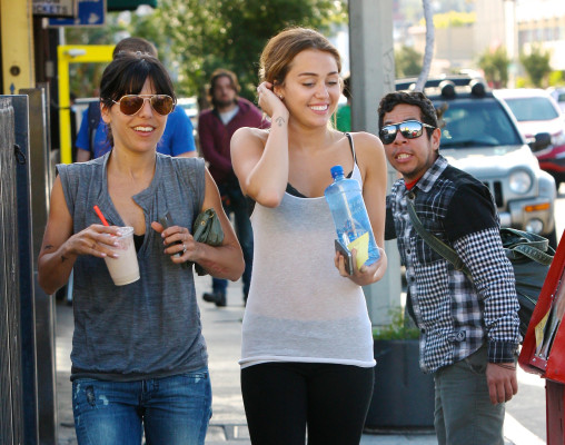 photo 19 in Miley gallery [id467112] 2012-03-30 00:00:00