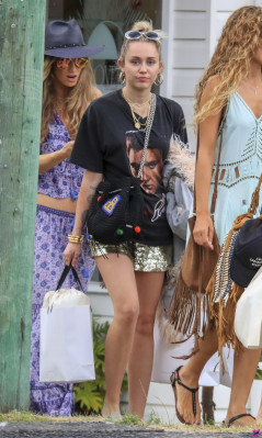 Miley Cyrus pic #993887