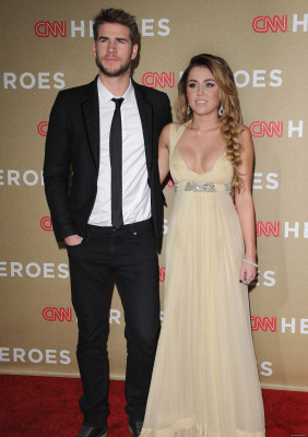 photo 19 in Miley Cyrus gallery [id429752] 2011-12-15 00:00:00