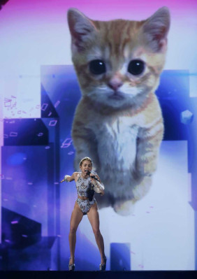 photo 19 in Miley Cyrus gallery [id650048] 2013-11-29 00:00:00