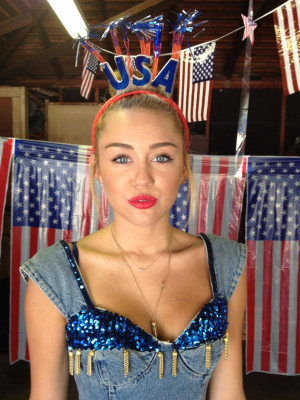 Miley Cyrus pic #507344
