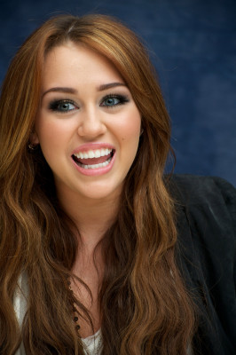 photo 27 in Miley Cyrus gallery [id244261] 2010-03-24 00:00:00