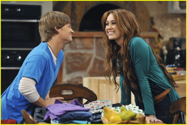 photo 25 in Miley Cyrus gallery [id278311] 2010-08-17 00:00:00