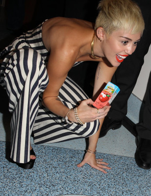 Miley Cyrus pic #588907