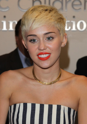 Miley Cyrus pic #588903
