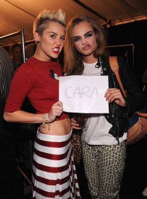 Miley Cyrus pic #576918