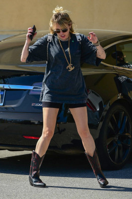 photo 15 in Miley Cyrus gallery [id1126893] 2019-04-29 00:00:00