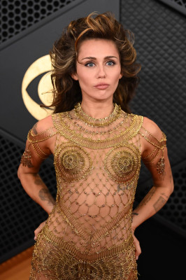 Miley Cyrus pic #1345016