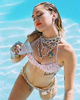 photo 27 in Miley gallery [id1118415] 2019-03-28 00:00:00