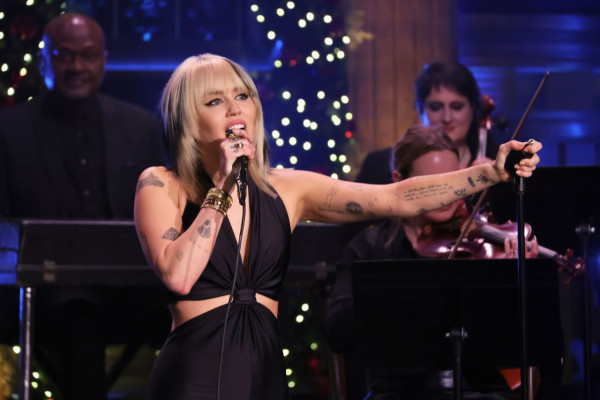 photo 27 in Miley gallery [id1286612] 2021-12-16 00:00:00